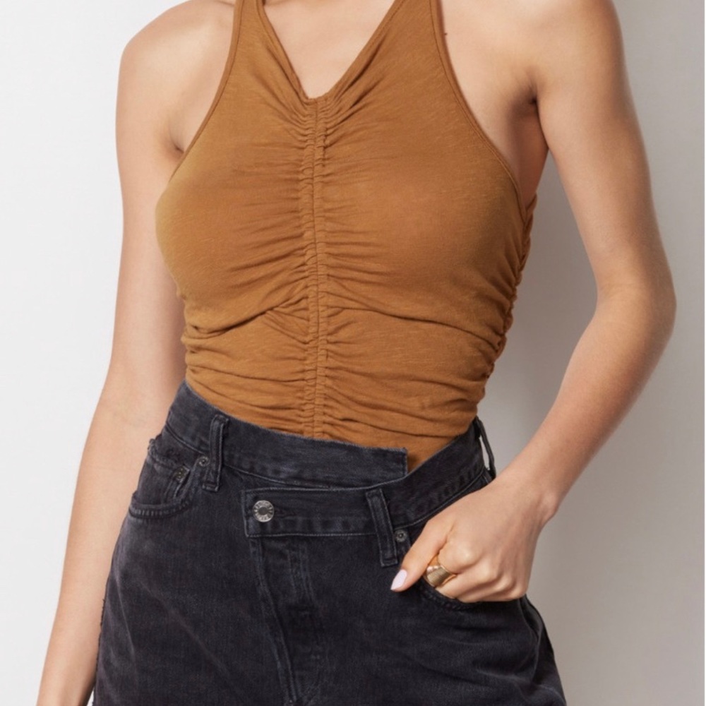 Sundry - Woman’s Dijon Ruched Racer Back Tank - Medium